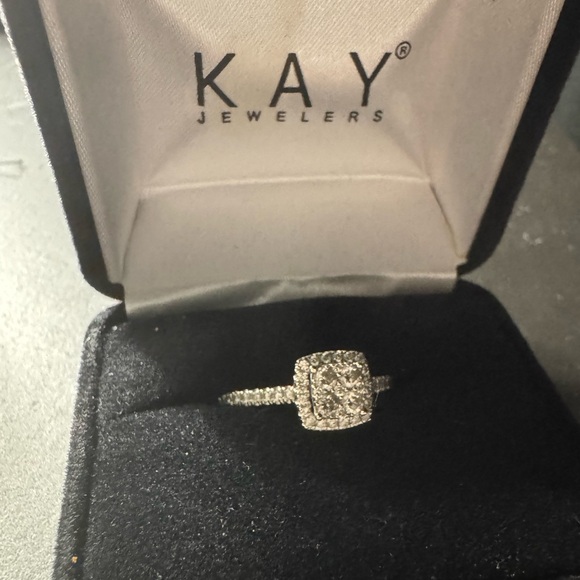 Kay Jewelers Engagement Ring 💍 - Picture 1 of 6